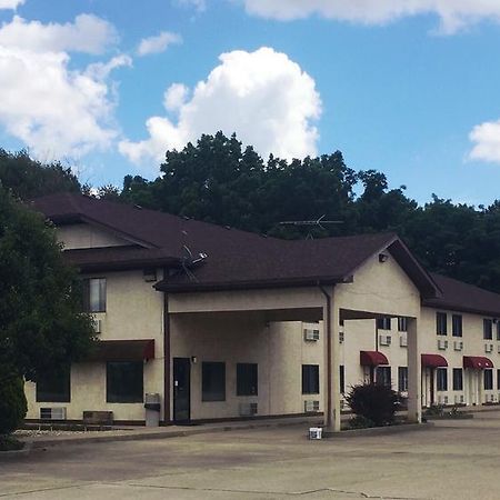 Anderson Chesterfield Travel Inn Daleville Екстериор снимка